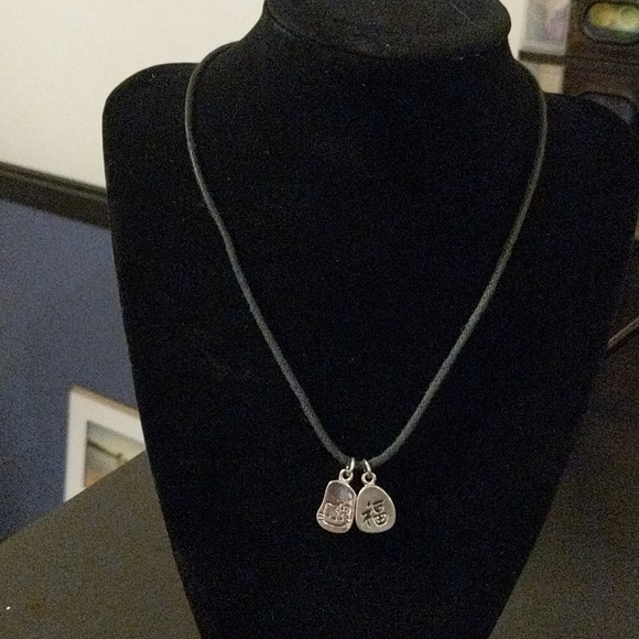 Set of 3 Kids Necklaces - Picture 4 of 9